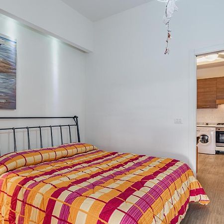 Апартаменти Naxos Bay Flat With Terrace 50 Meters From The Sea Джардіні-Наксос Екстер'єр фото