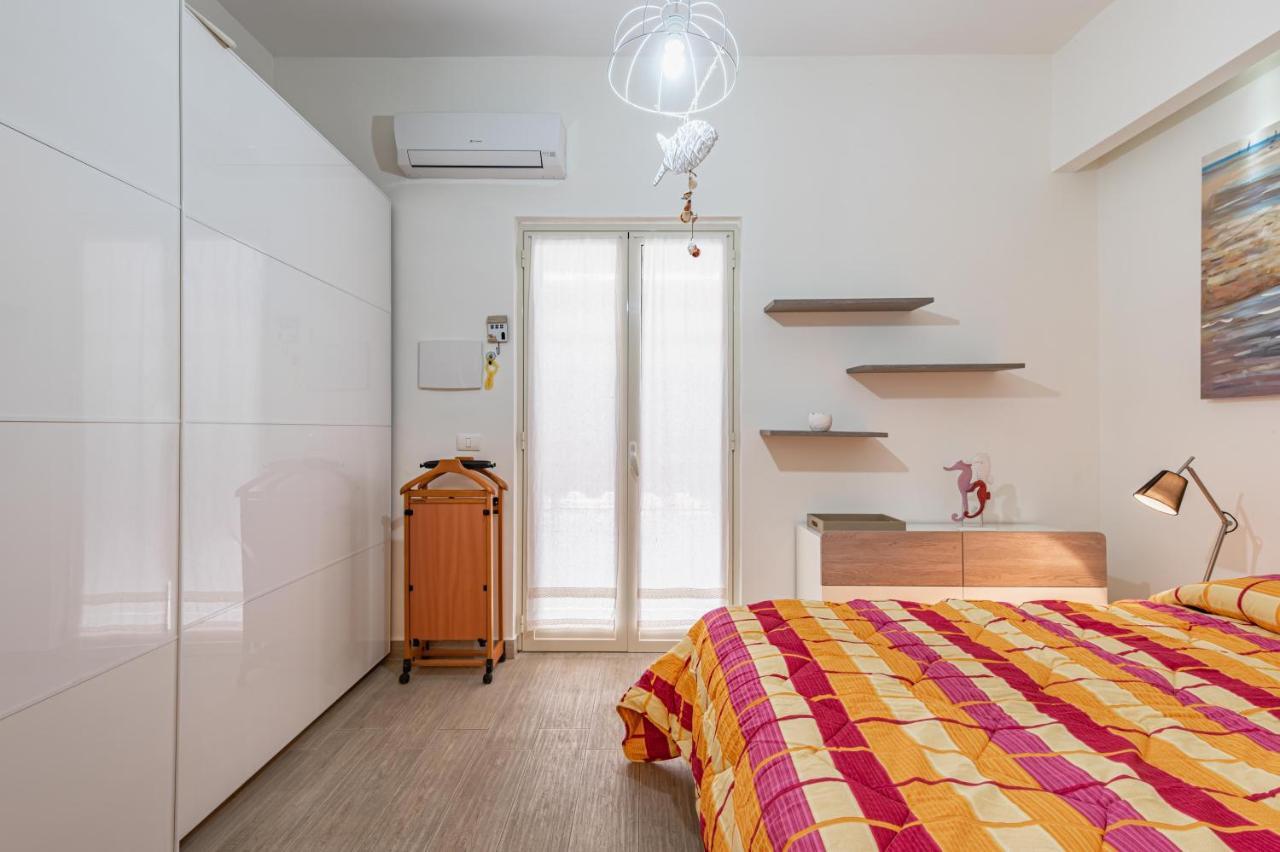 Апартаменти Naxos Bay Flat With Terrace 50 Meters From The Sea Джардіні-Наксос Екстер'єр фото