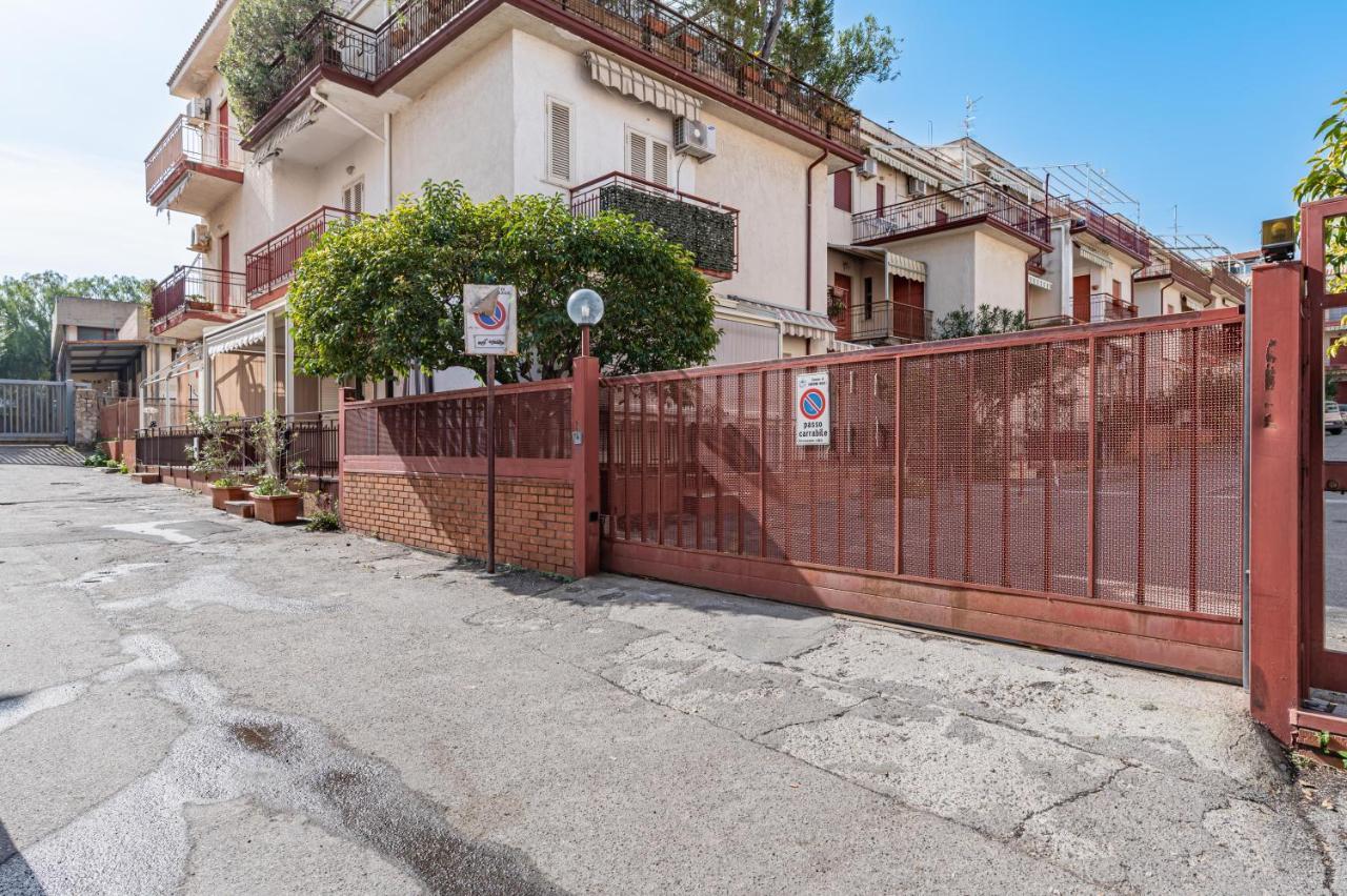 Апартаменти Naxos Bay Flat With Terrace 50 Meters From The Sea Джардіні-Наксос Екстер'єр фото